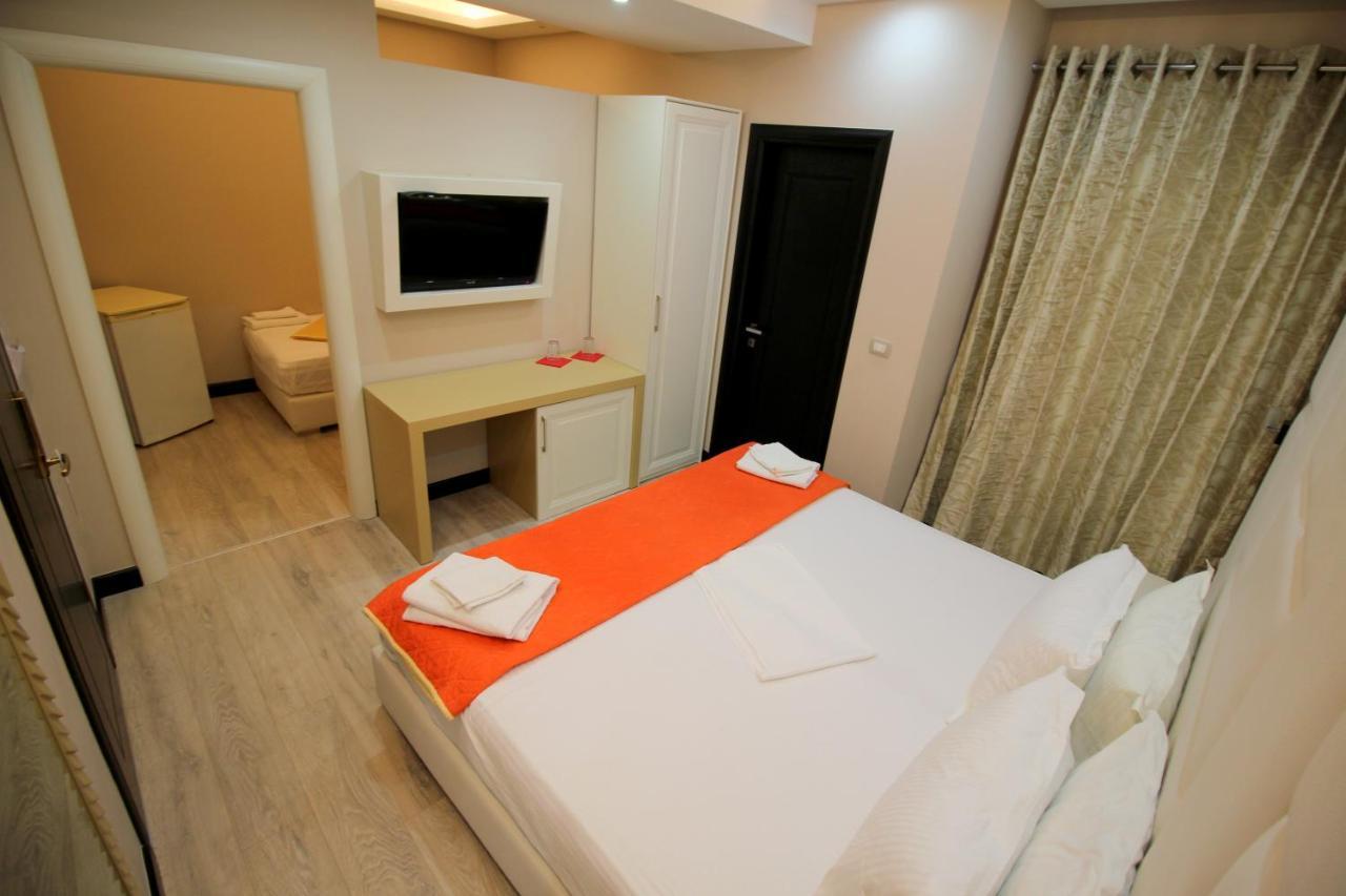 Hotel Strora Sarandë Eksteriør billede