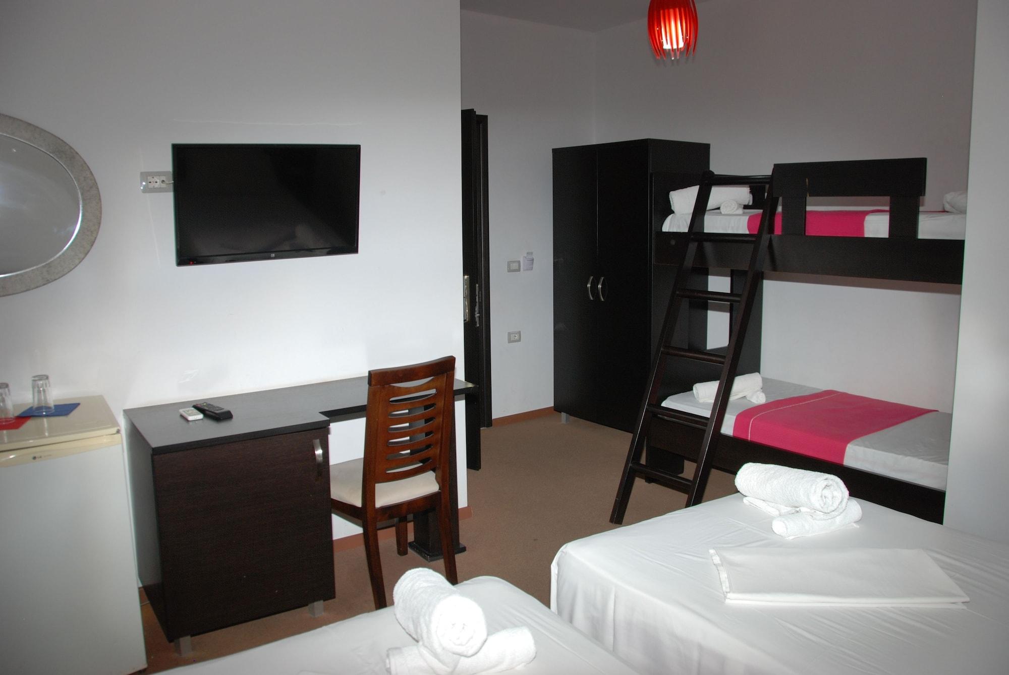 Hotel Strora Sarandë Eksteriør billede