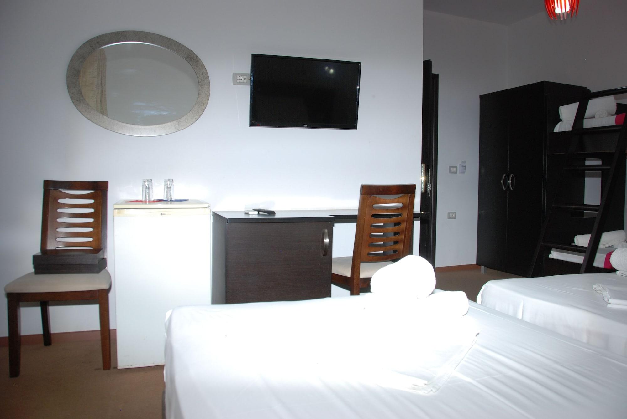 Hotel Strora Sarandë Eksteriør billede