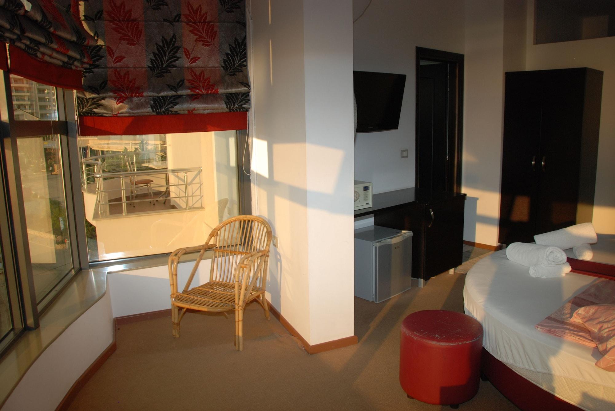 Hotel Strora Sarandë Eksteriør billede