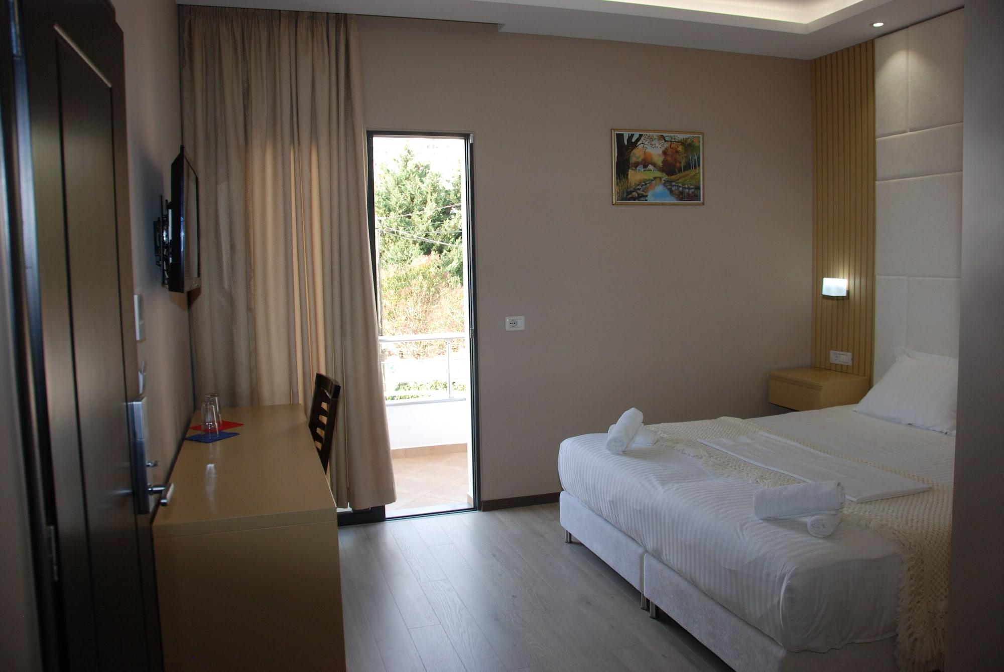 Hotel Strora Sarandë Eksteriør billede