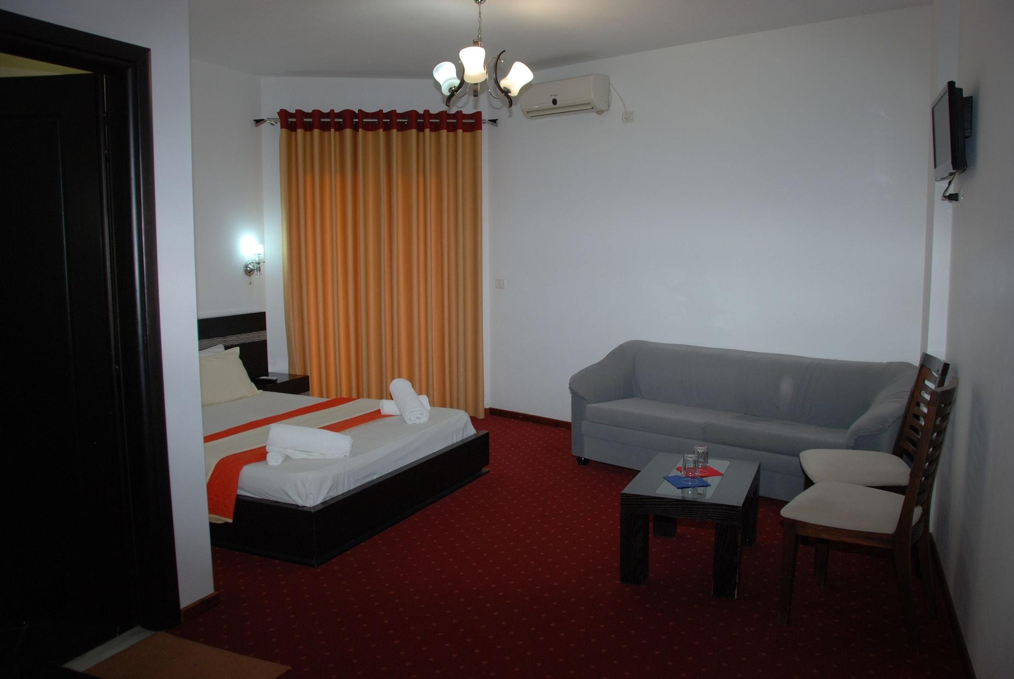 Hotel Strora Sarandë Eksteriør billede