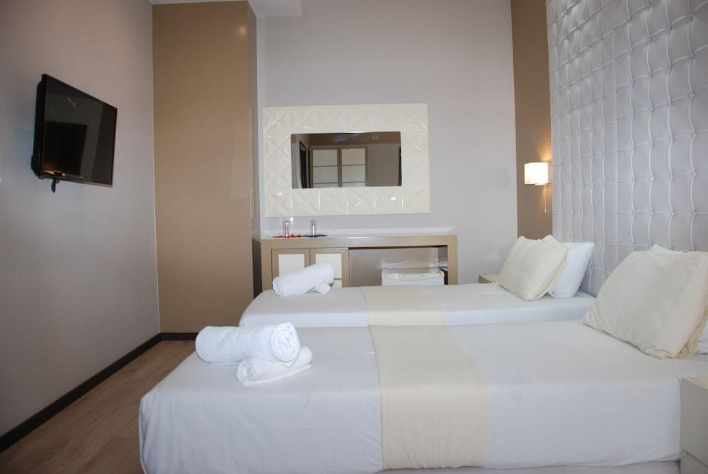 Hotel Strora Sarandë Eksteriør billede