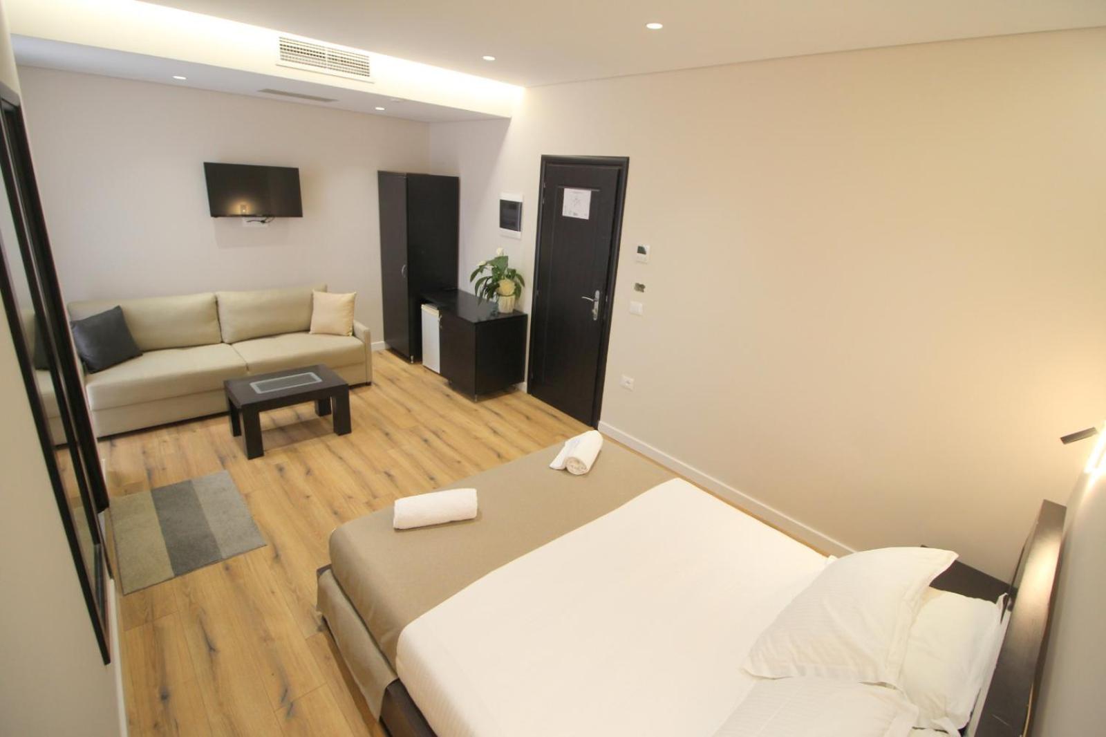Hotel Strora Sarandë Eksteriør billede