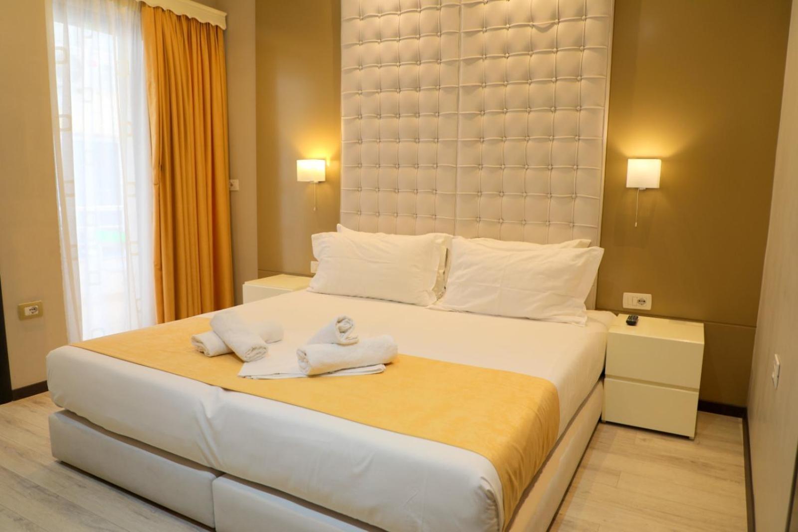 Hotel Strora Sarandë Eksteriør billede
