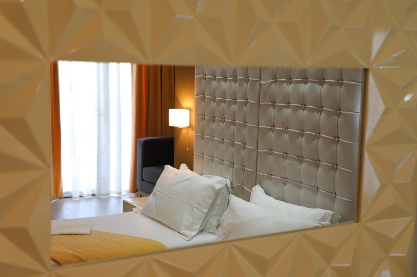 Hotel Strora Sarandë Eksteriør billede