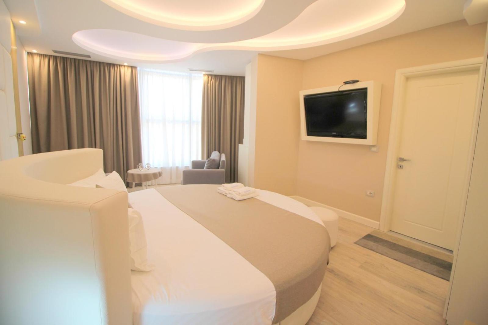 Hotel Strora Sarandë Eksteriør billede