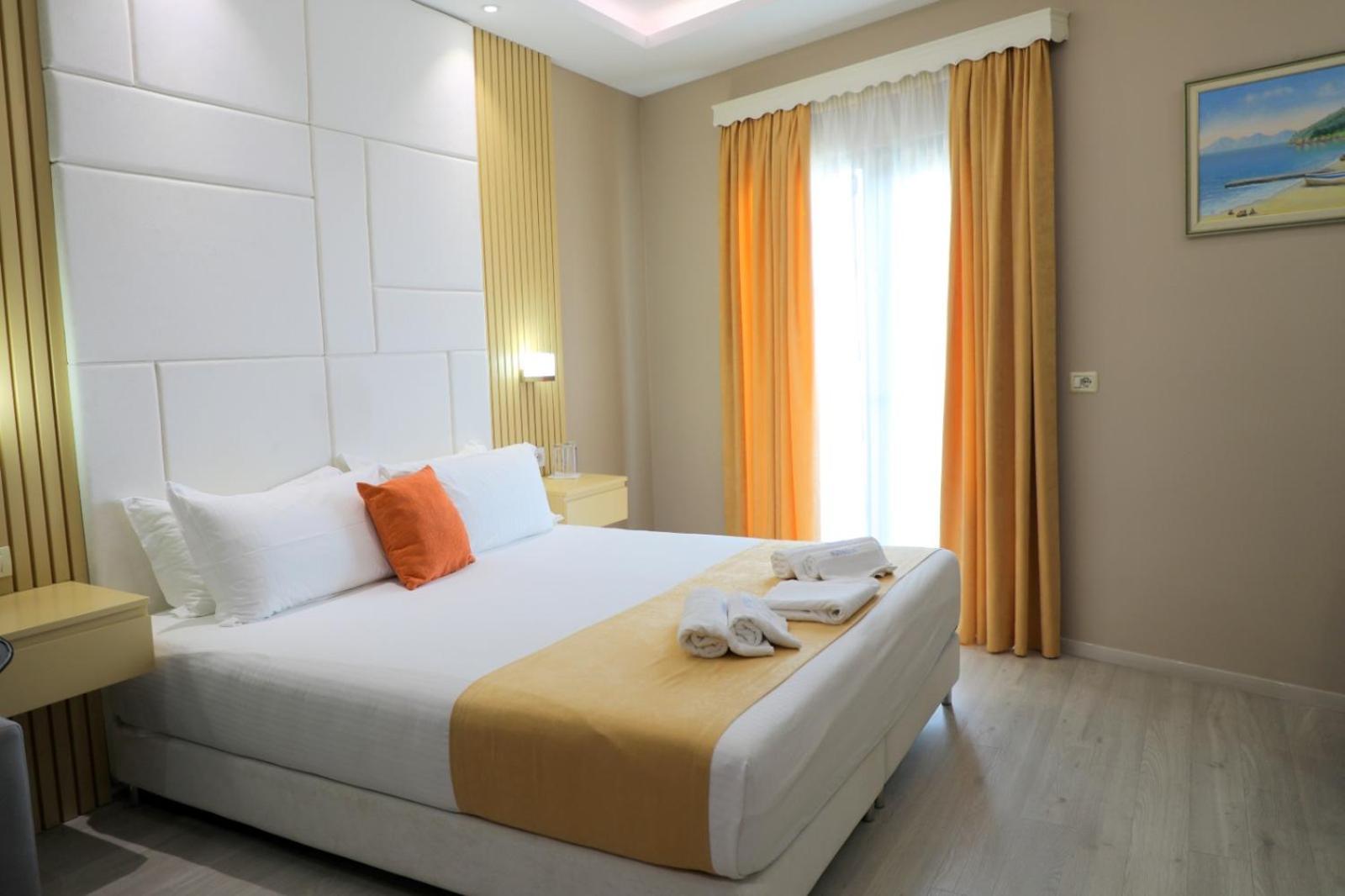 Hotel Strora Sarandë Eksteriør billede
