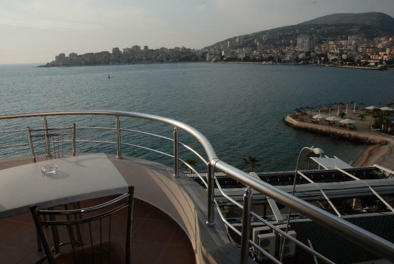 Hotel Strora Sarandë Eksteriør billede